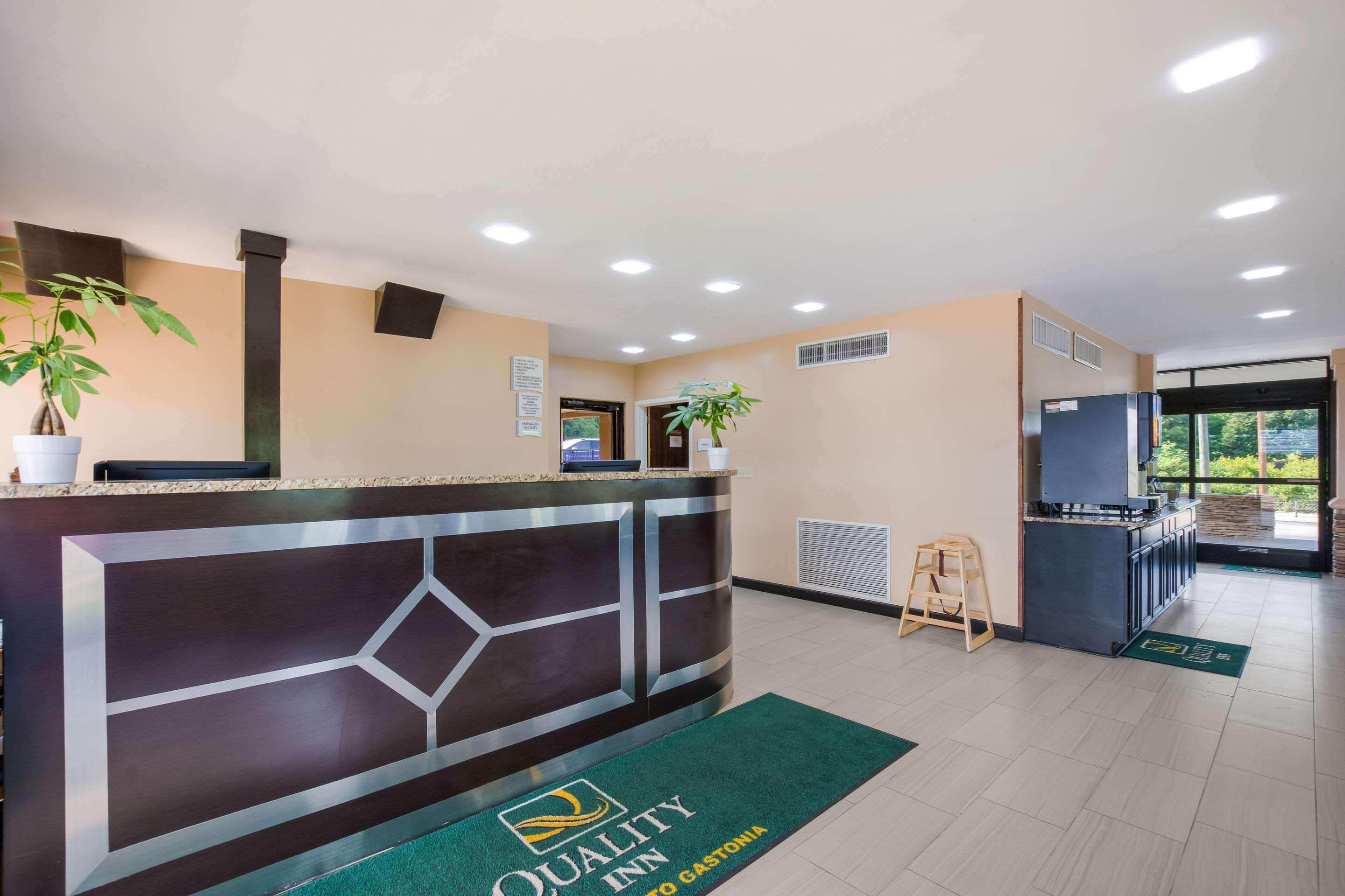 Quality Inn Gastonia Exteriör bild