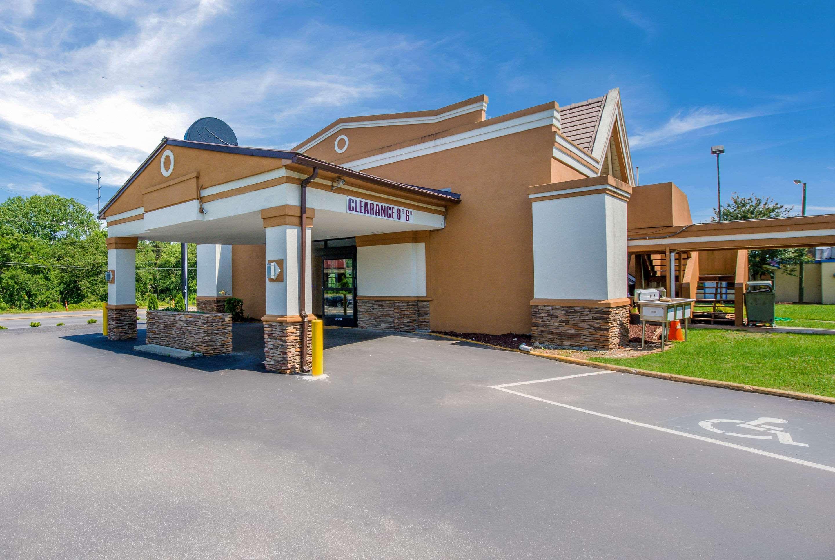Quality Inn Gastonia Exteriör bild